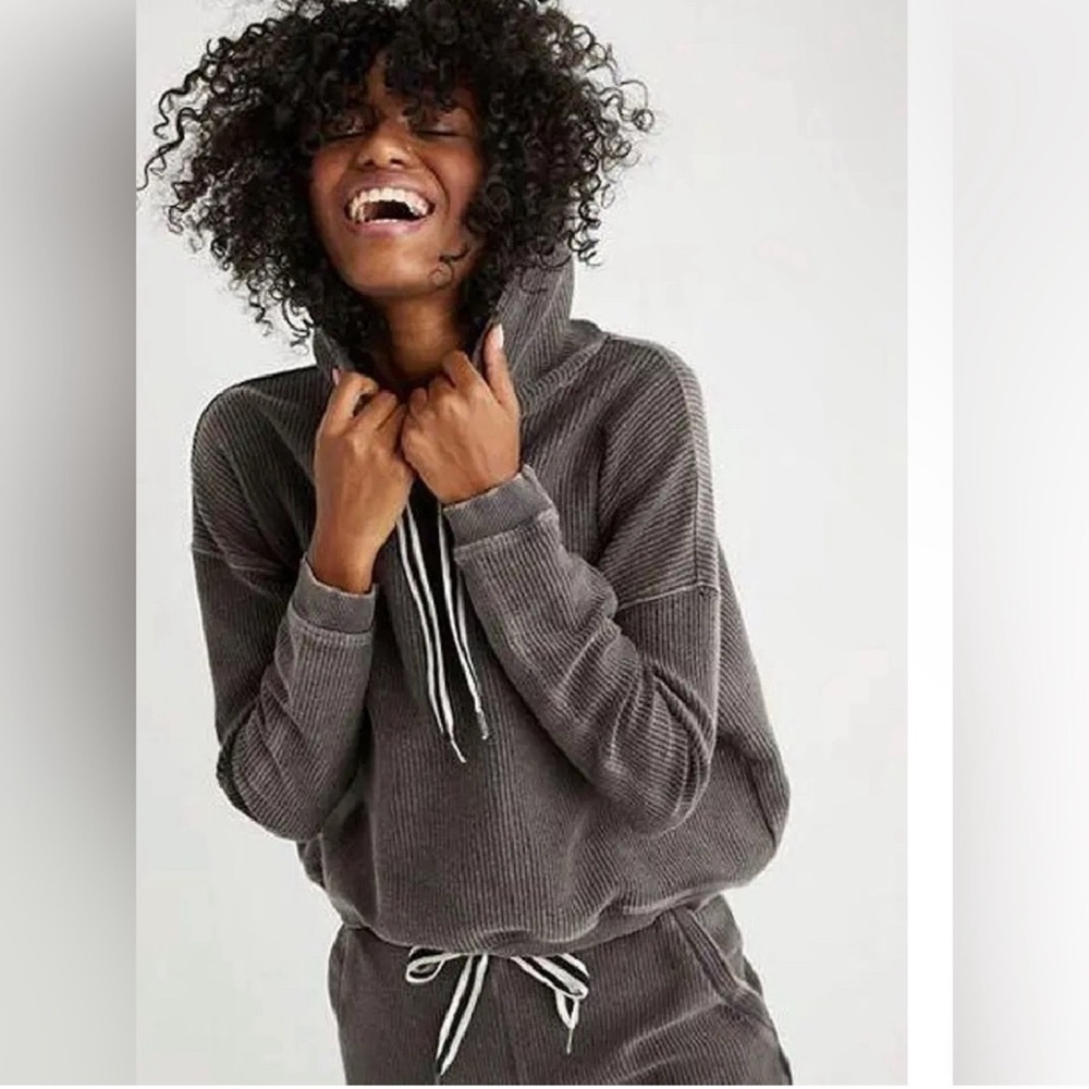 Aerie sweatshirt New Love Corded Hoodie Black Ribbed Cropped American eagle